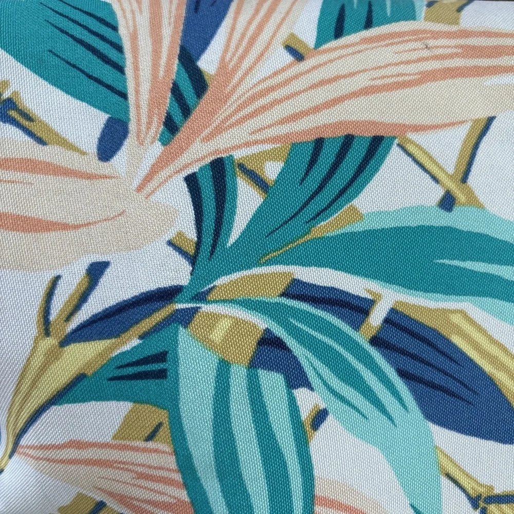 allen + roth‎ Floral Off-white Square Summer Tropical Throw Pillows Lot of 2 EUC